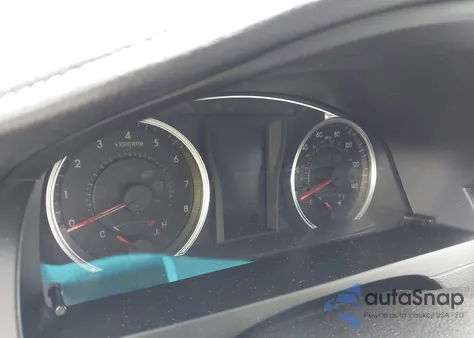 2016 Toyota Camry Xle/Se/Le/Xse/Se W/Special Edition Pkg z USA, uszkodzony, nr VIN 4T1BF1FK0GU552716